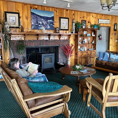Lighthouse Inn 플로렌스 외부 사진
