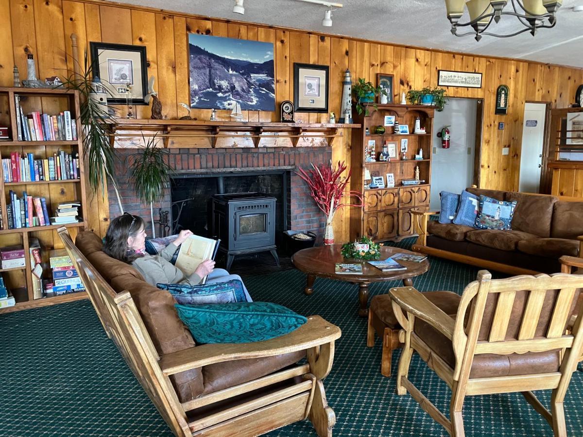 Lighthouse Inn 플로렌스 외부 사진