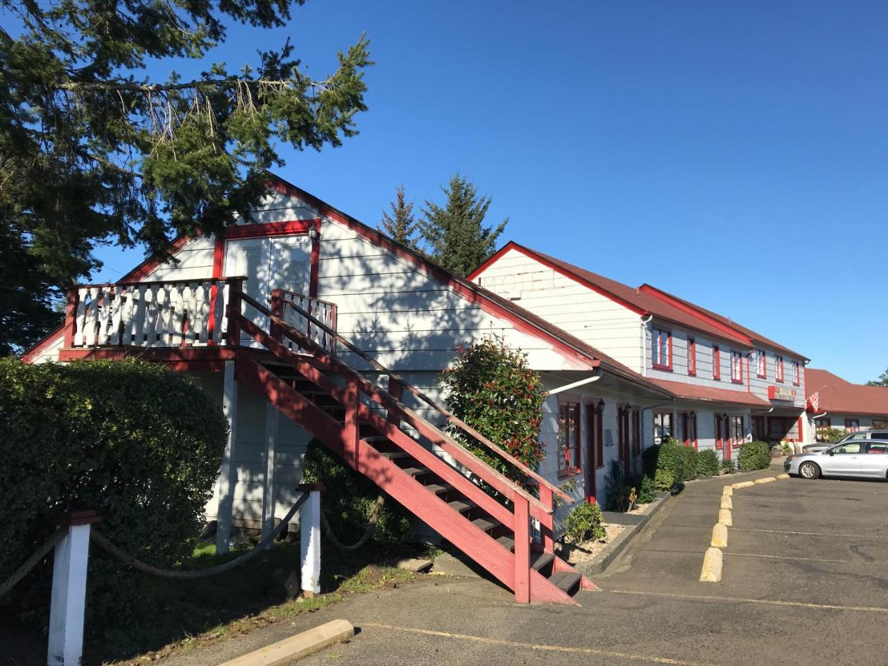 Lighthouse Inn 플로렌스 외부 사진